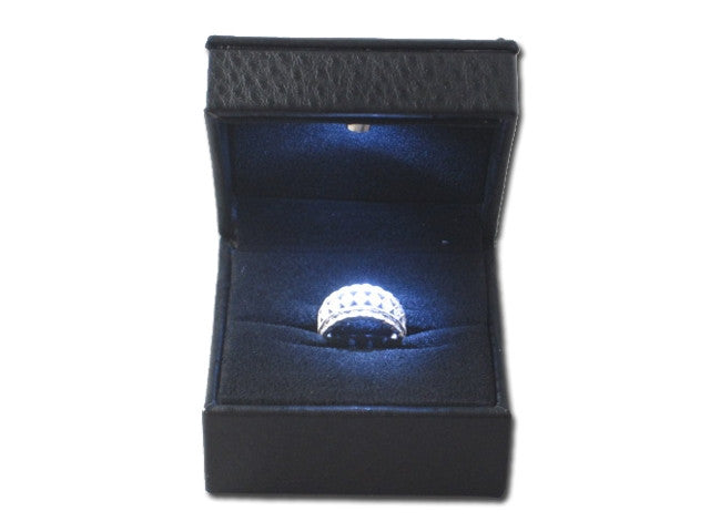 Black Leather Single Ring Light Box - Jewel Box Co